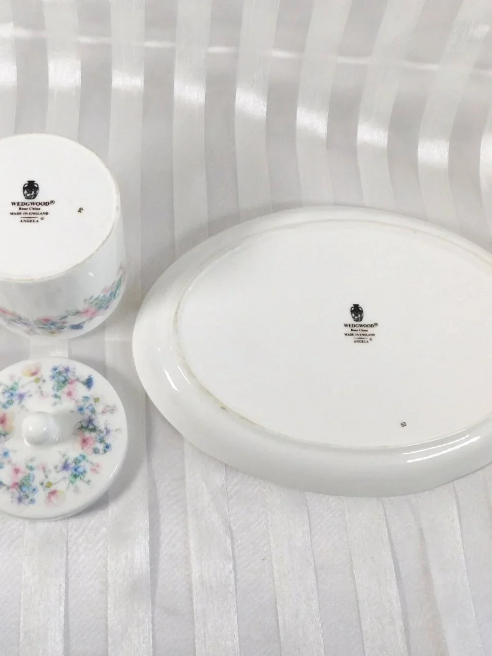 Wedgwood Angela Vanity Tray and Covered Ring/Trinket Dish  # 24718